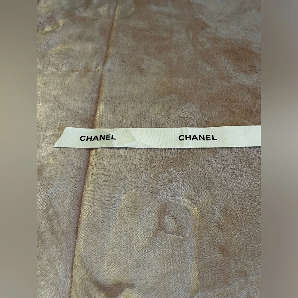 Chanel Ribbon - Picture 4 of 4
